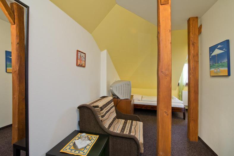 Hotel U Zlateho Byka Písek Kamer foto
